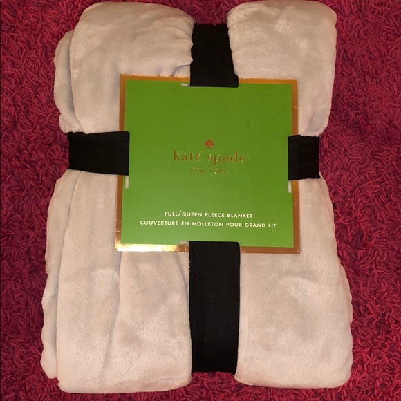 kate spade Other - 🎁 Kate Spade ♠️ full/queen fleece blanket. NWT!
